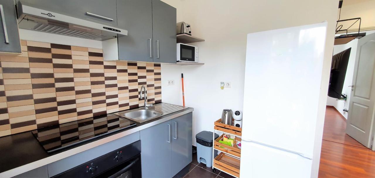 Residence 4T - 33 Bis Avenue Gaston Chauvin Aulnay-sous-Bois Bagian luar foto