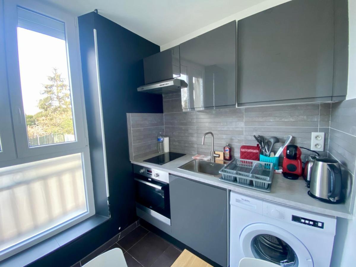 Residence 4T - 33 Bis Avenue Gaston Chauvin Aulnay-sous-Bois Bagian luar foto