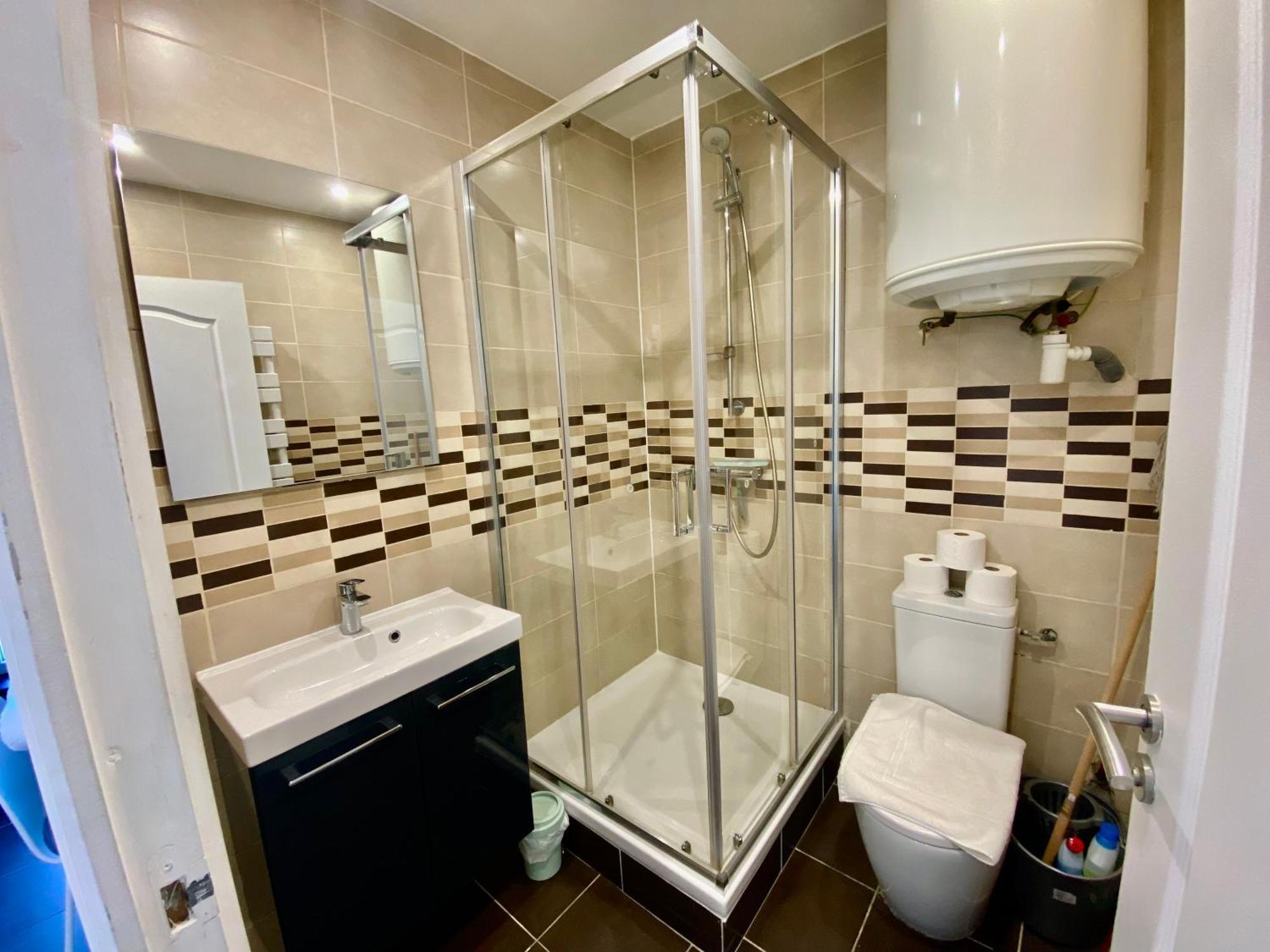 Residence 4T - 33 Bis Avenue Gaston Chauvin Aulnay-sous-Bois Bagian luar foto