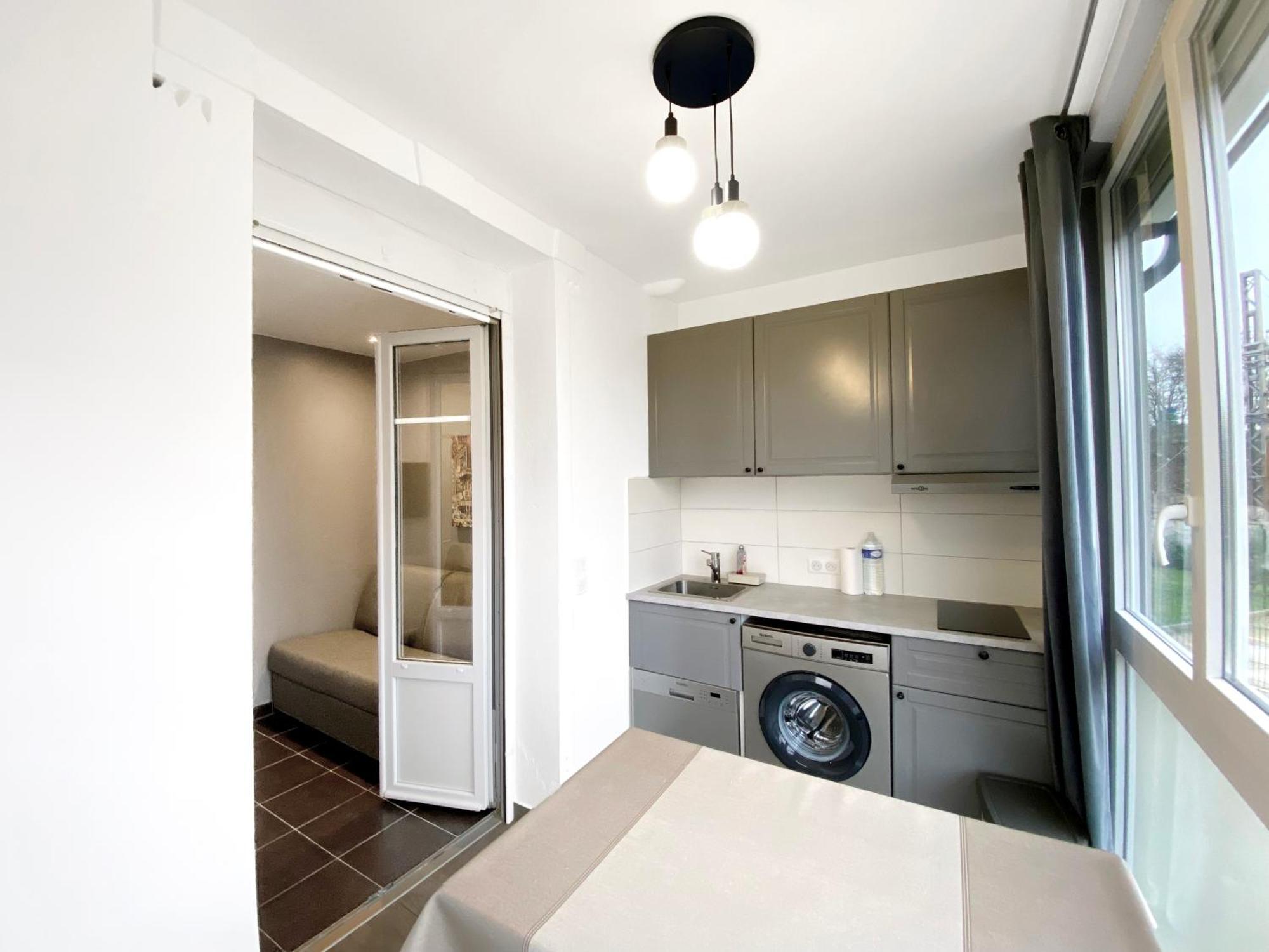 Residence 4T - 33 Bis Avenue Gaston Chauvin Aulnay-sous-Bois Bagian luar foto